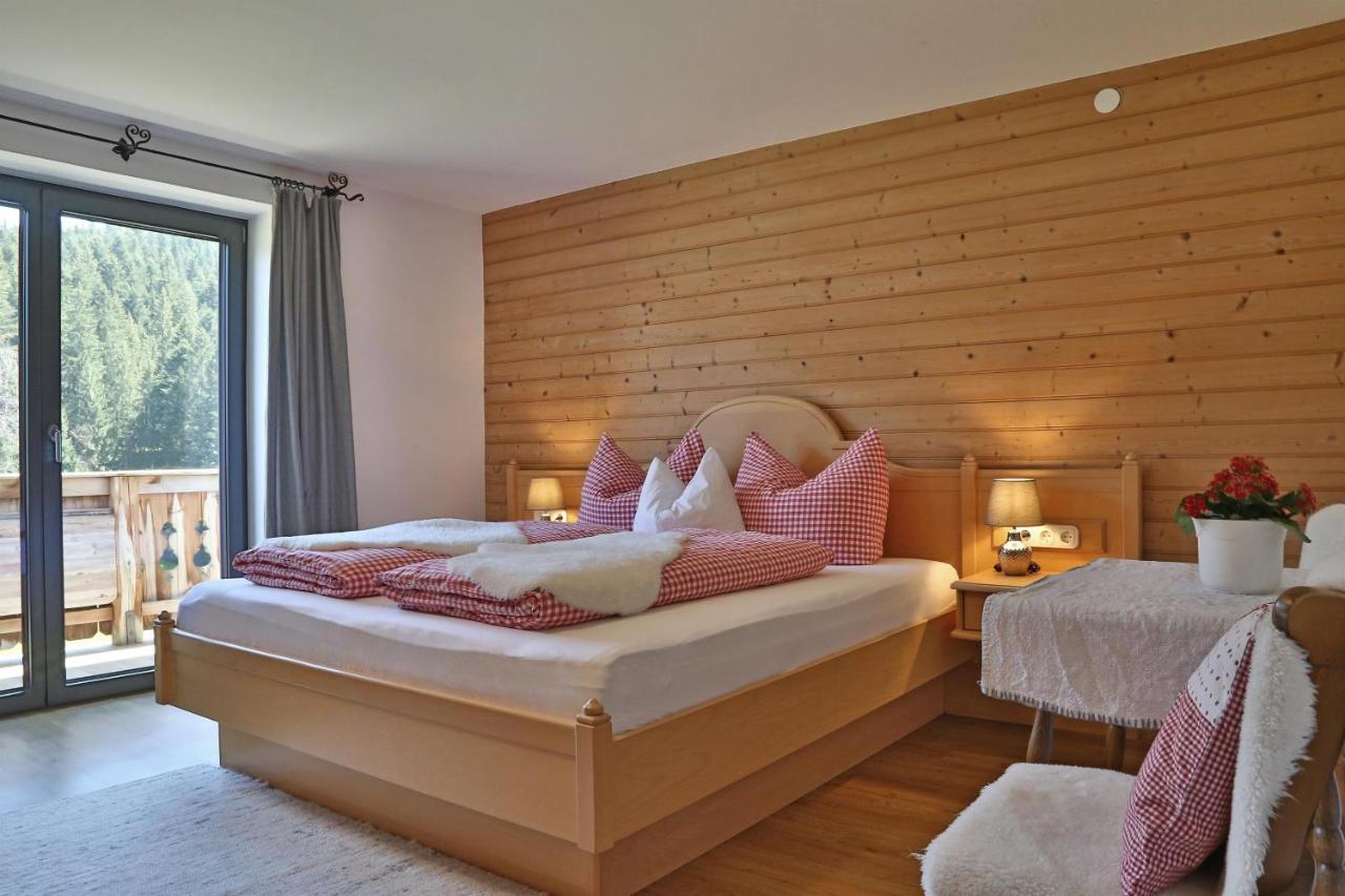 Landhaus Barbara Kitzbuhel Bagian luar foto